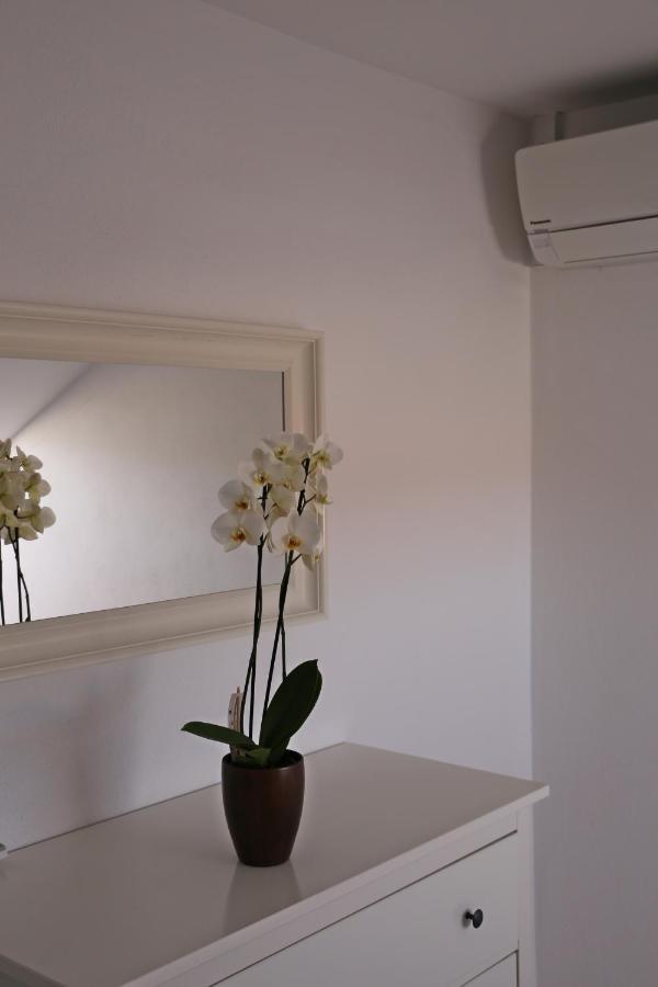 Pansion Marinka-Bire Rooms Lumbarda Exterior foto